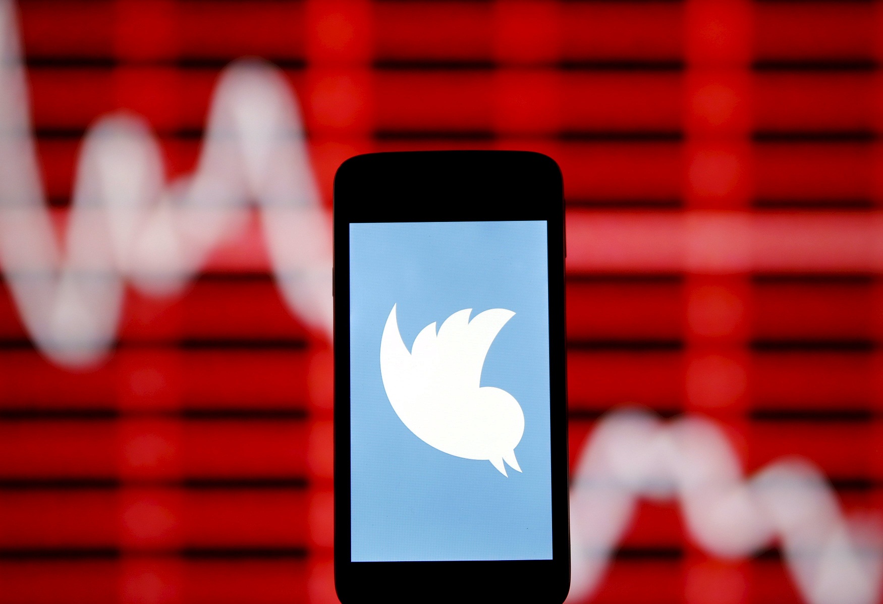 Sa News Organisations Targeted In Fake Twitter Accounts Enca