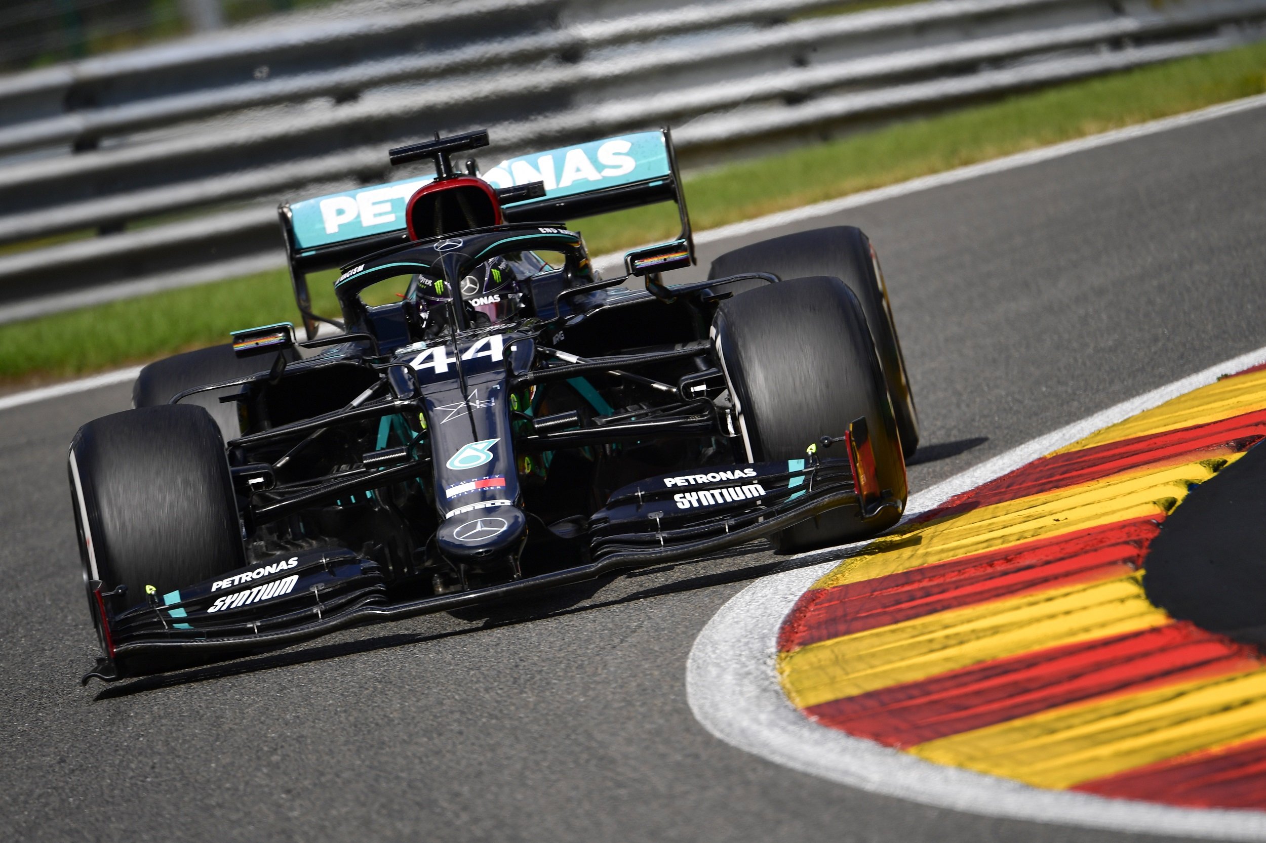 Hamilton aims to break Ferrari hearts at Monza s temple 