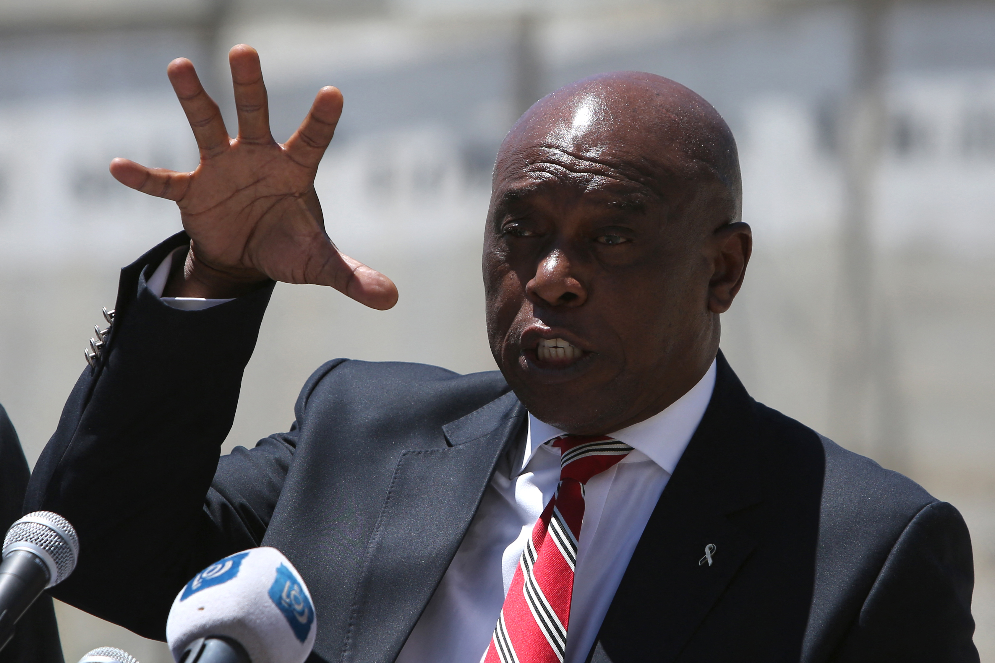 Heritage Fund | Sexwale hits back at critics | eNCA