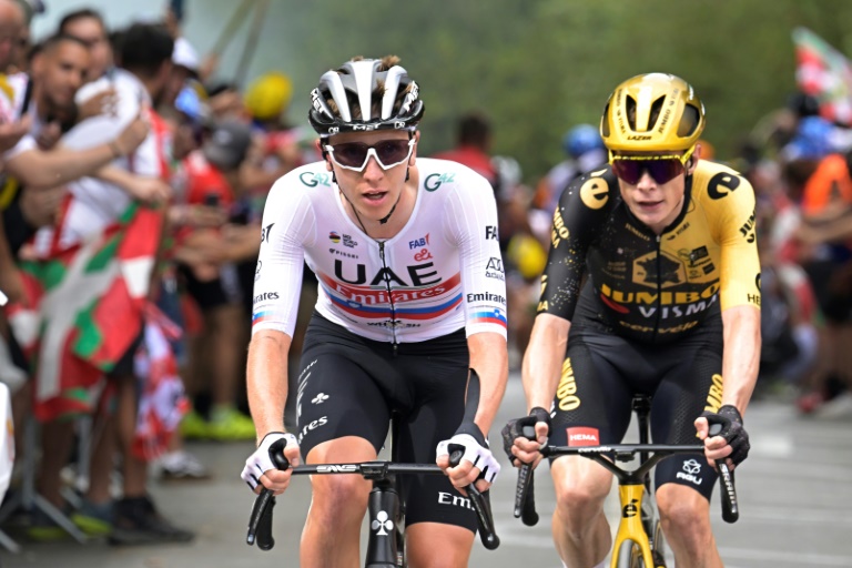 Tour de France 2023: Adam Yates beats twin brother Simon on opening stage