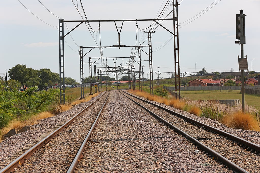 imagery in a train to pakistan