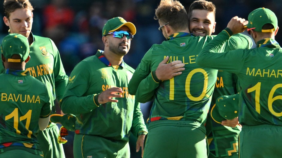 South Africa's players celebrate their victory during the ICC men's Twenty20 World Cup 2022 cricket match between South Africa and Bangladesh at the Sydney Cricket Ground in Sydney on October 27, 2022. Saeed KHAN / AFP