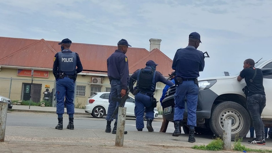 Police on the scene in Dutywa, Eastern Cape. eNCA\Ronald Masinda