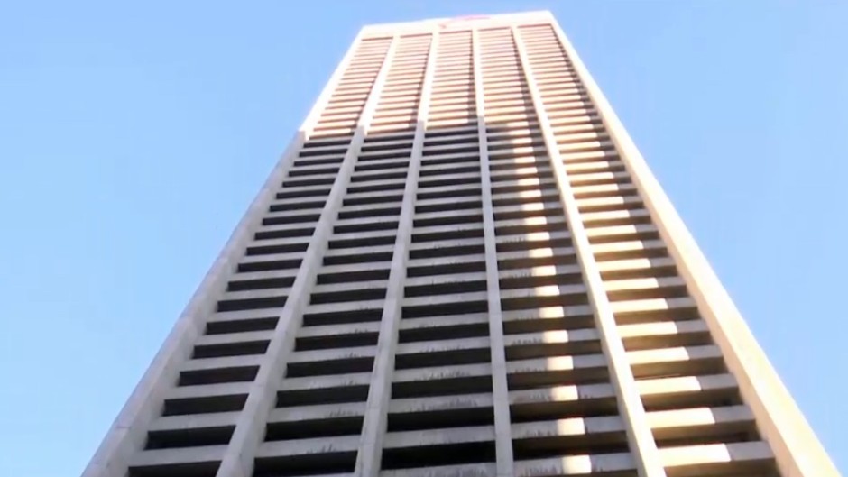 For some 50 years, the Carlton Centre has towered over Johannesburg. But now, Africa’s fourth tallest building is looking for a new owner. (eNCA\Screenshot)