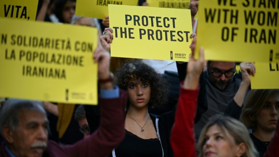 Women around the world have rallied in solidarity with the Iranian protesters