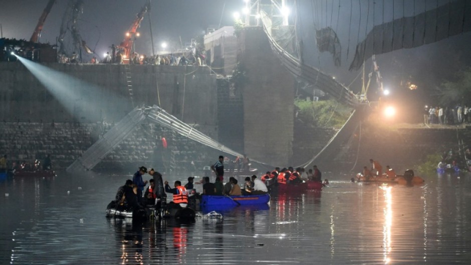 India bridge collapse