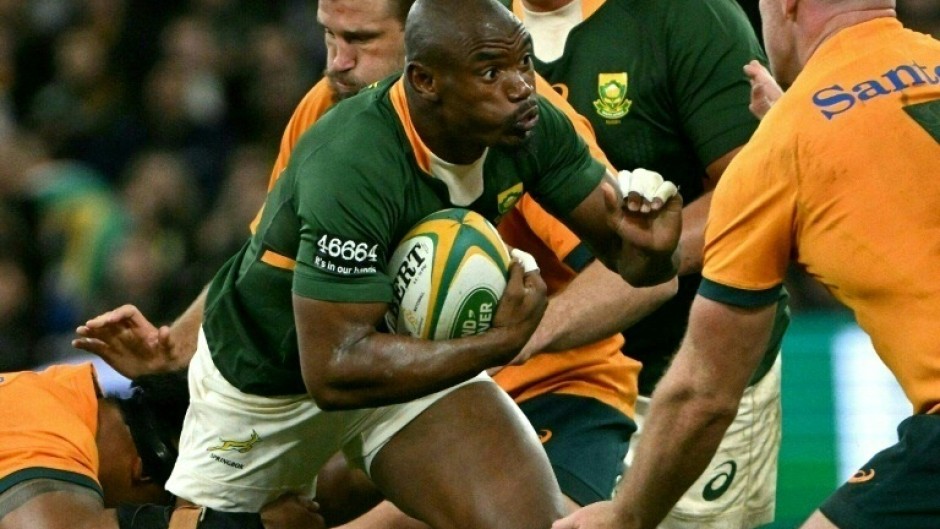 South Africa wing Makazole Mapimpi (C) is one of six changes made for the Springboks' concluding Autumn Nations Series international against England