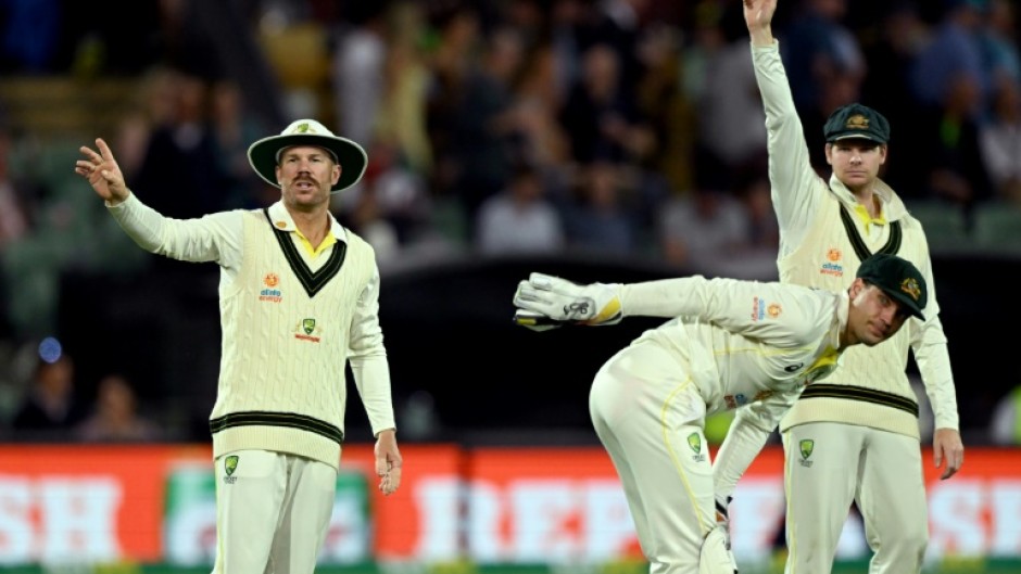 Australian players David Warner (L), Alex Carey (C) and Steve Smith (R) will line up against South Africa   