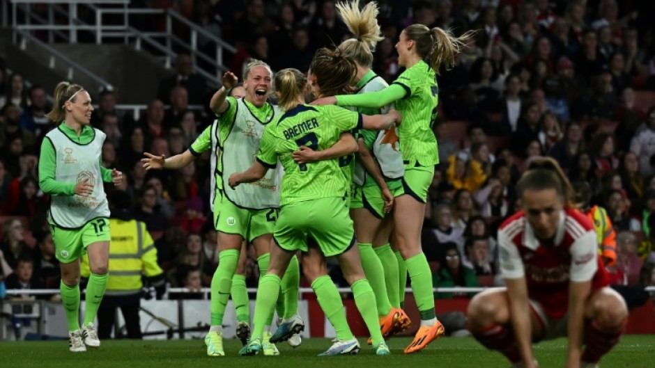 Wolfsburg celebrate reaching the Women's Champions League final