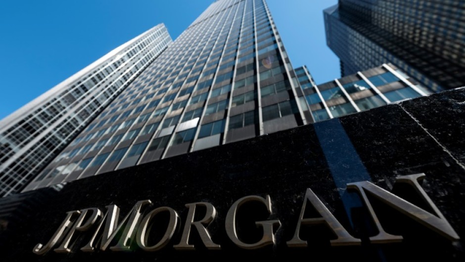 US bank JPMorgan Chase reported to pay $290 million to victims of Jeffrey Epstein 