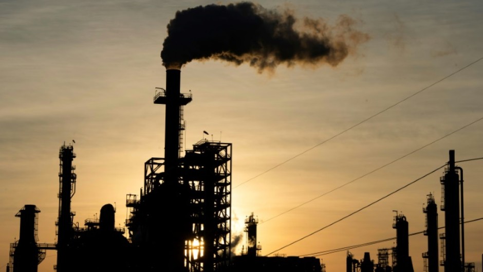 Carbon dioxide levels from the energy sector reached record levels last year, according to the Energy Institute