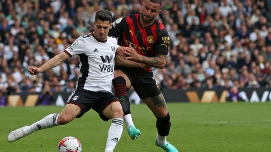 Tottenham have signed Israeli striker Manor Solomon (L)