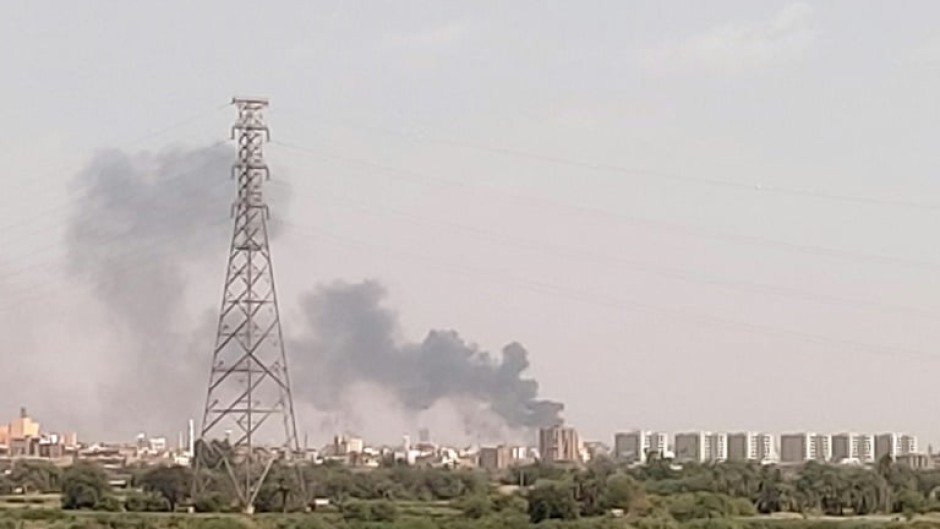 Smoke billows from Khartoum's battle-scarred sister city of Omdurman