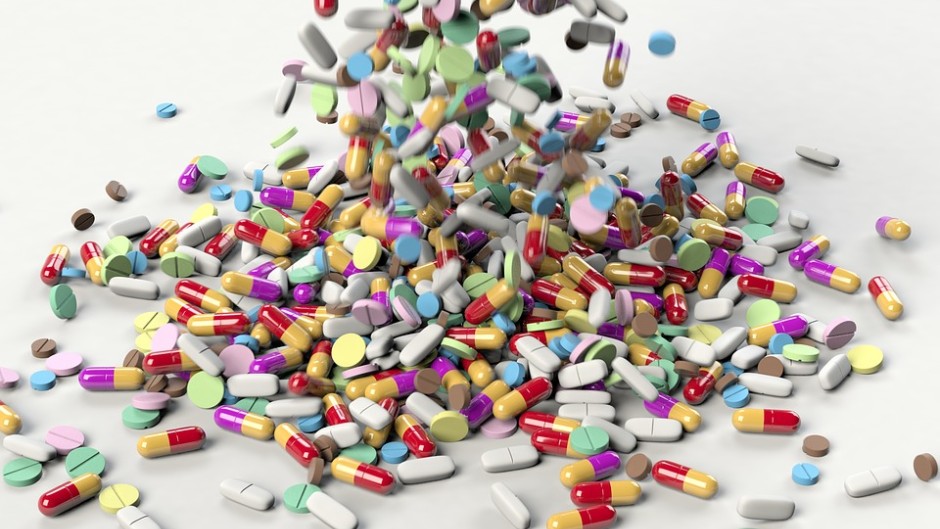 The World Health Organization (WHO) estimates that every year some 100,000 people across Africa die from taking "falsified or substandard" medication.