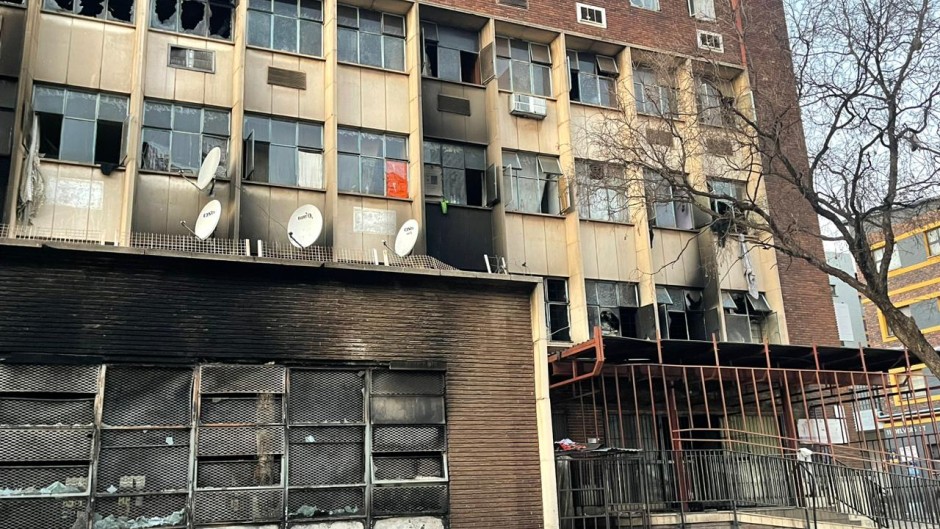 A blaze gutted a five-storey building in Marshalltown. eNCA/Heidi Giokos 