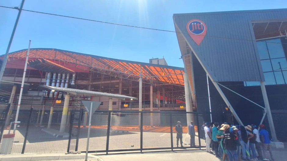 Some Joburg residents threaten to occupy International Transport Interchange