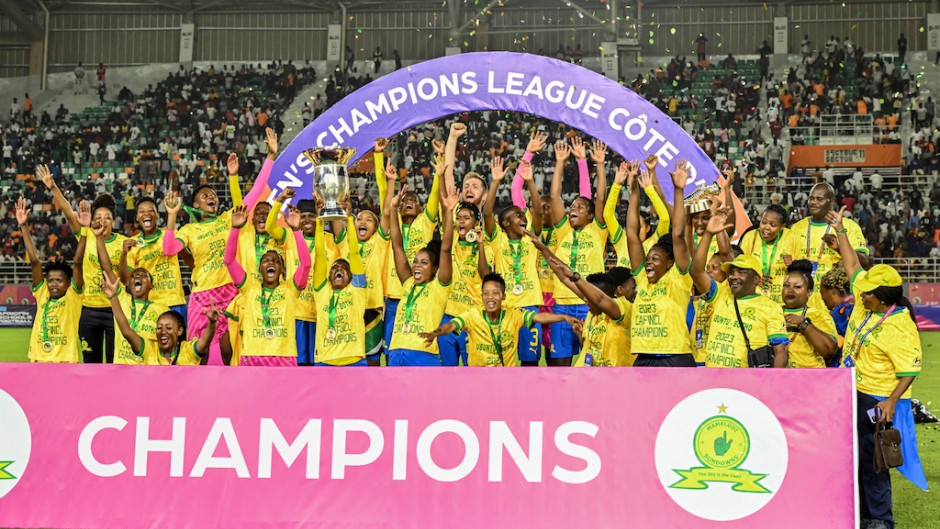 Mamelodi Sundowns players celebrate their victory following the CAF Women’s Champions League final football match between Sundowns and Sporting Casablanca. AFP/Issouf Sanogo