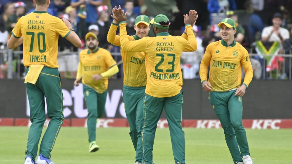 Proteas players celebrate after the dismissal of India's Yashasvi Jaiswal. AFP/Deryck Foster