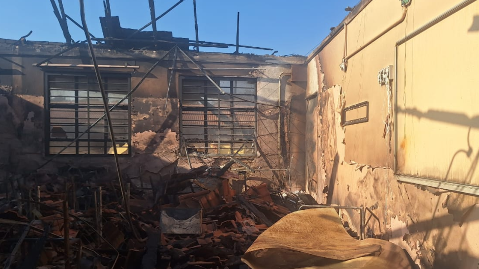 The blaze gutted three classrooms. eNCA/Bafedile Moerane