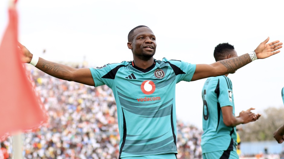 Tshegofatso Mabasa of Orlando Pirates celebrates his goal. BackpagePix/Lethogonolo Mawila