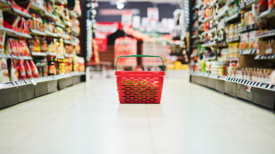 A basket with food seen in a supermarket. GettyImages/Adene Sanchez