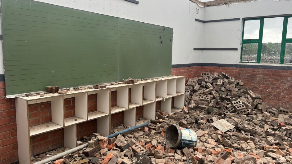 One of the damaged classrooms in Tongaat. eNCA/Zanele Buthelezi 