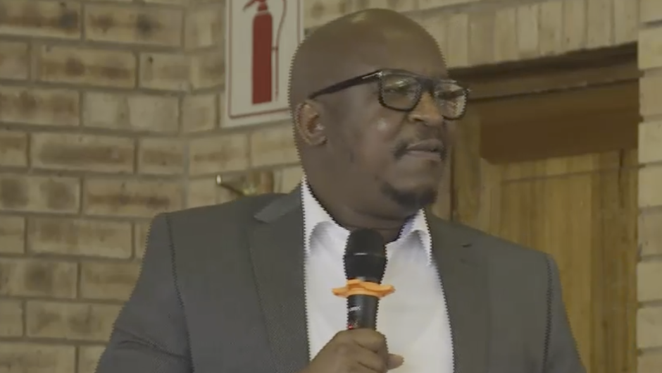 Gauteng Education MEC Matome Chiloane is urging parents to adopt a proactive role, in ensuring the safety of children at schools. 