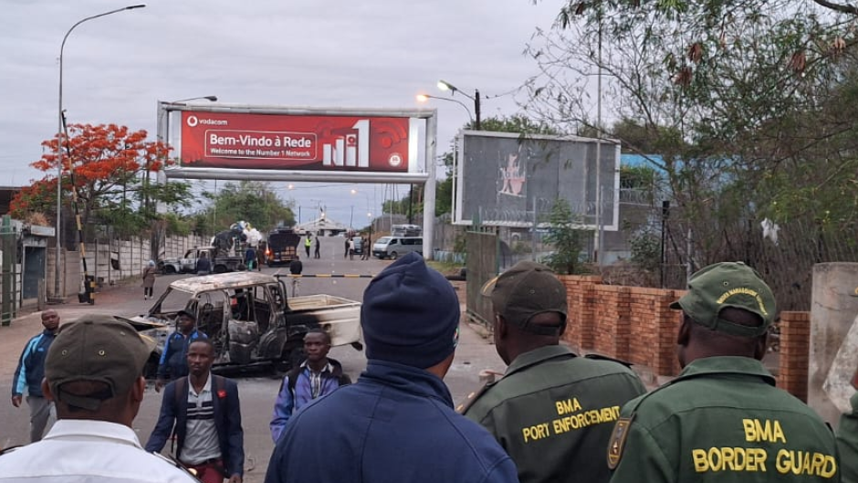 Border guards keeping an eye on the Lebombo Border. eNCA/Pule Letshwiti-Jones