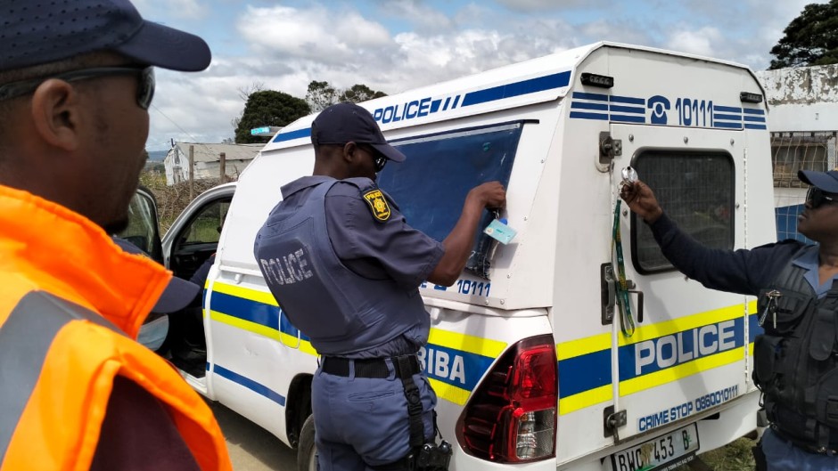 The clamping down of spaza shops in Buffalo City Metro has left business owners with no choice but to register their businesses. eNCA/Ronald Masinda