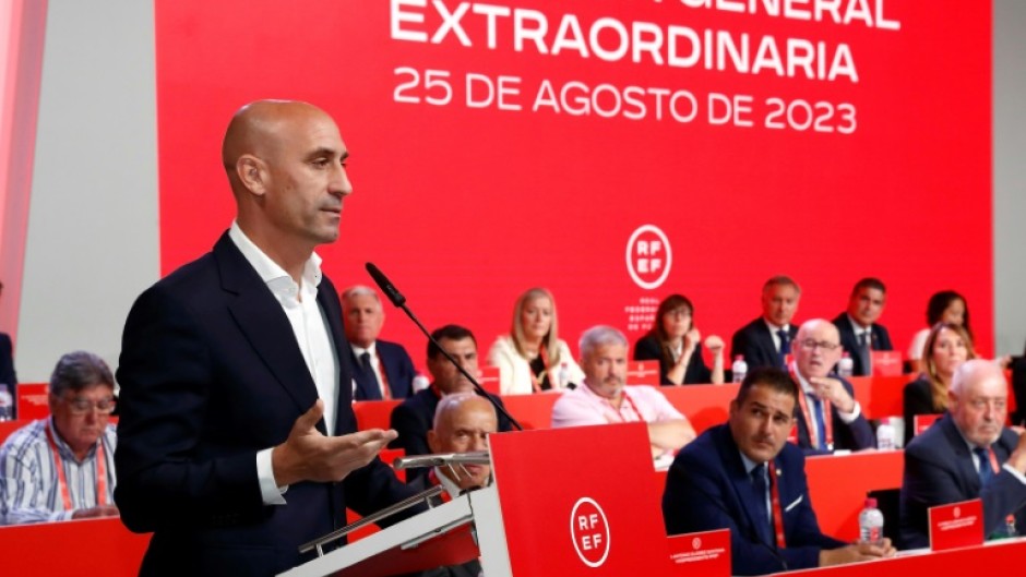 Luis Rubiales gave a fiery speech in which he shouted that he refused to resign from his post as RFEF chief