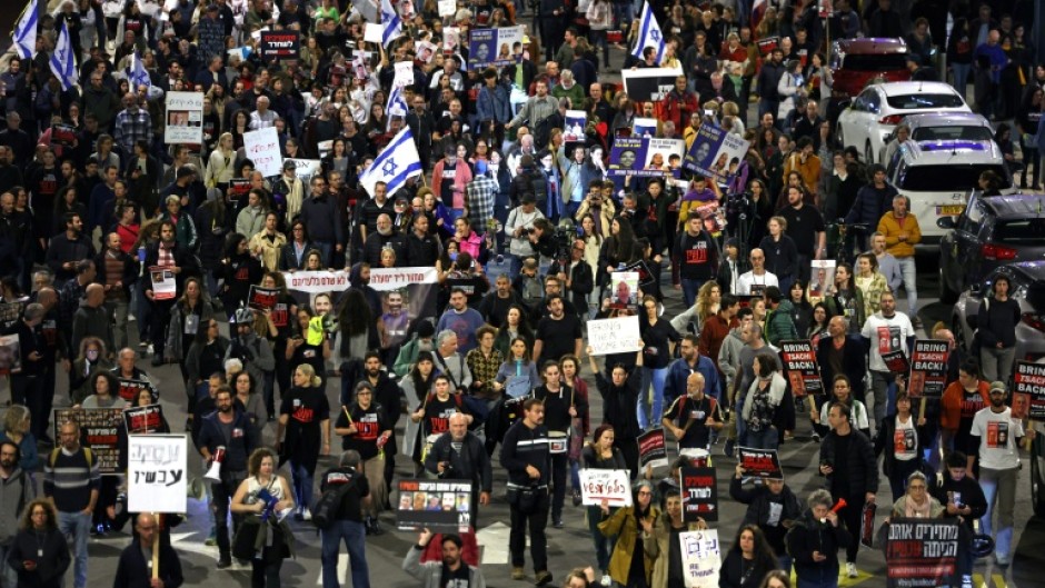 Protesters took to the streets of Tel Aviv after news spread of the death of three hostages 