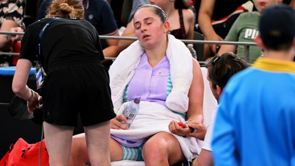 Jelena Ostapenko struggled in the Brisbane heat before beating Karolina Pliskova