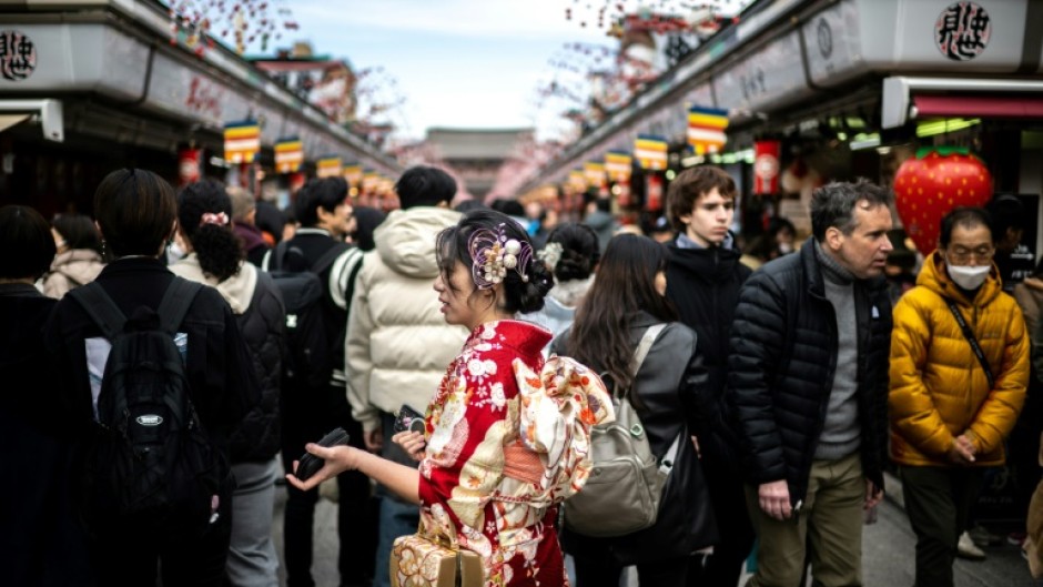 Prices in Japan excluding fresh food rose 2.3 percent year-on-year in December