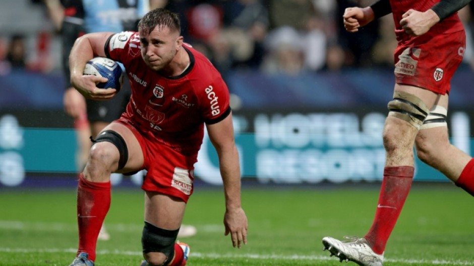 Toulouse's French flanker Anthony Jelonch has been ruled out of the Six Nations