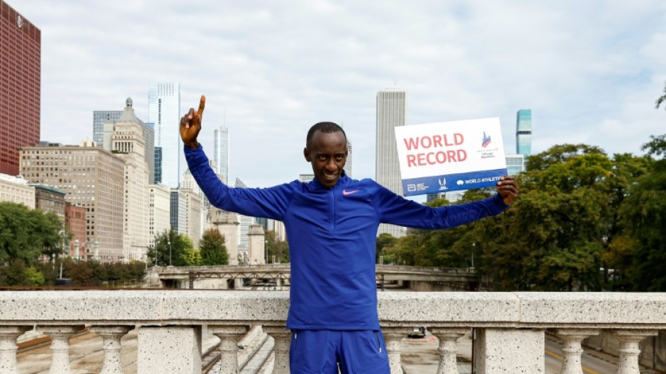 Kelvin Kiptum shattered the marathon world record in Chicago in 2023