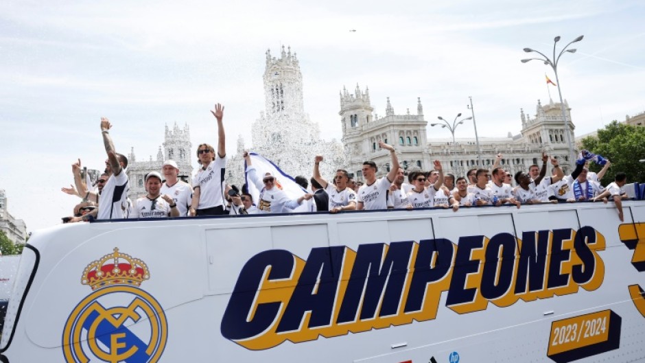 Real Madrid players celebrated winning La Liga with fans in the sunny Spanish capital on Sunday morning