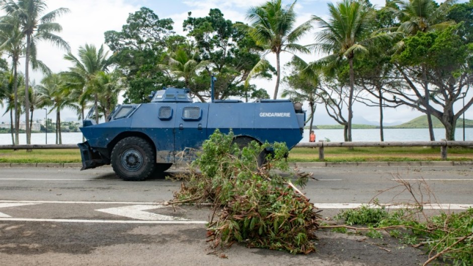 A heavy police presence has failed to restore order to the Pacific territory