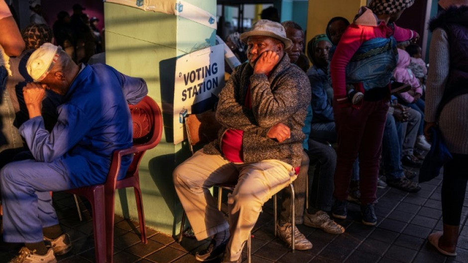 Voters grumbled about poor organisation but many insisted they would wait as long it takes to vote for change