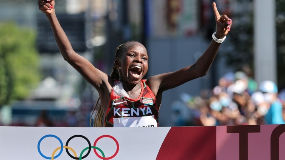 Kenya's Peres Jepchirchir wins the last women's Olympic marathon 