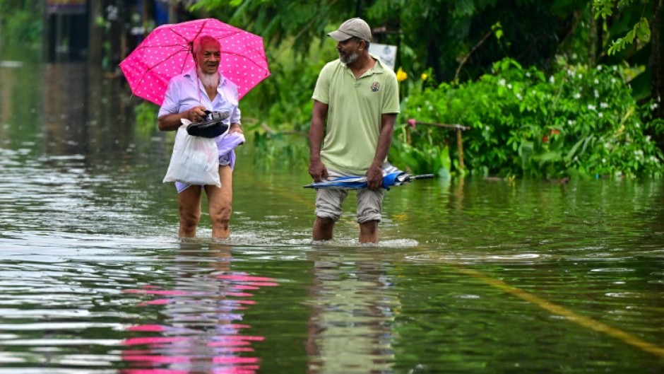 While Sri Lanka depends on the seasonal monsoon rain for irrigation as well as hydroelectricity, experts have warned that it faces more frequent floods