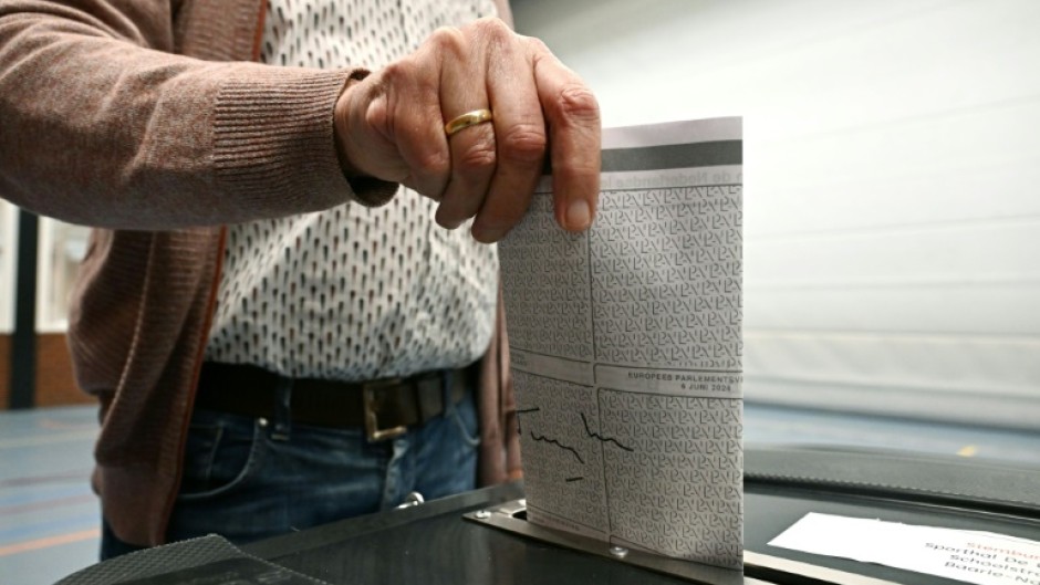 Voters in Ireland and the Czech Republic head to the polls on the second day of the marathon EU elections