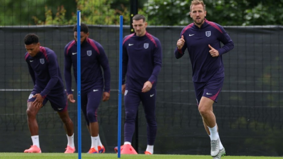 England captain Harry Kane (right) is aiming to end a 58-year major tournament drought at Euro 2024