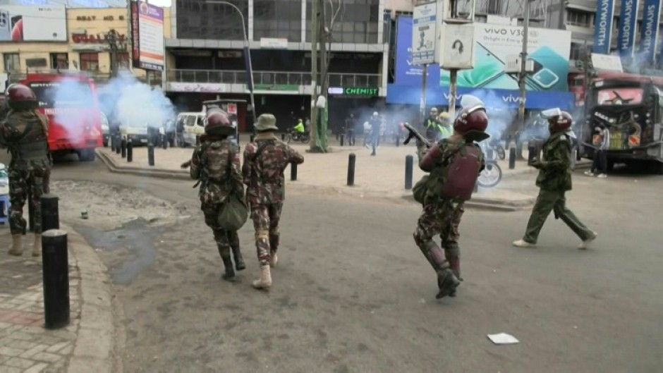 Kenyan police fire tear gas, make arrests in Nairobi as protests begin