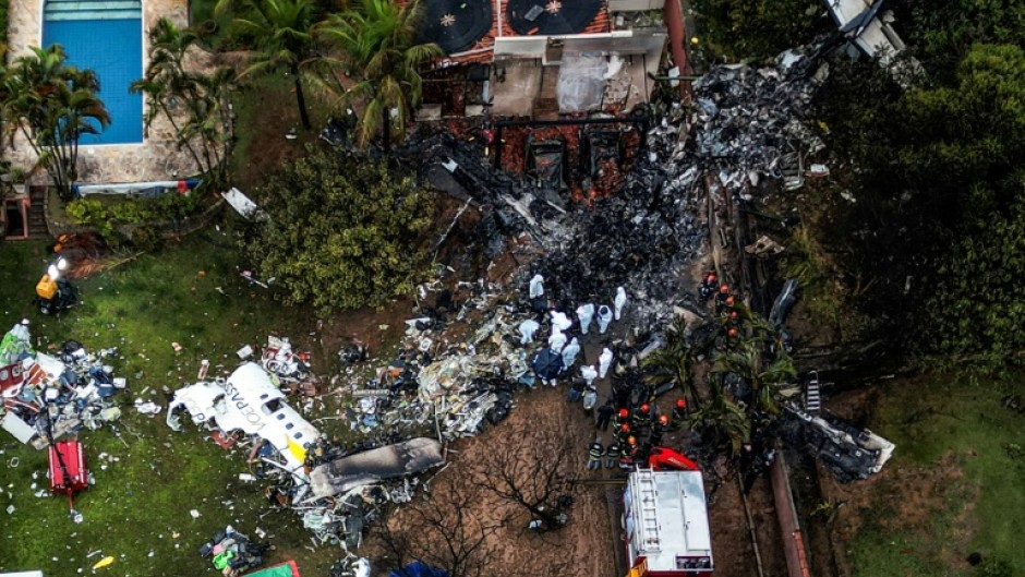 Aerial view of the wreckage of Voepass Flight 2283 in Venhedo, Brazil