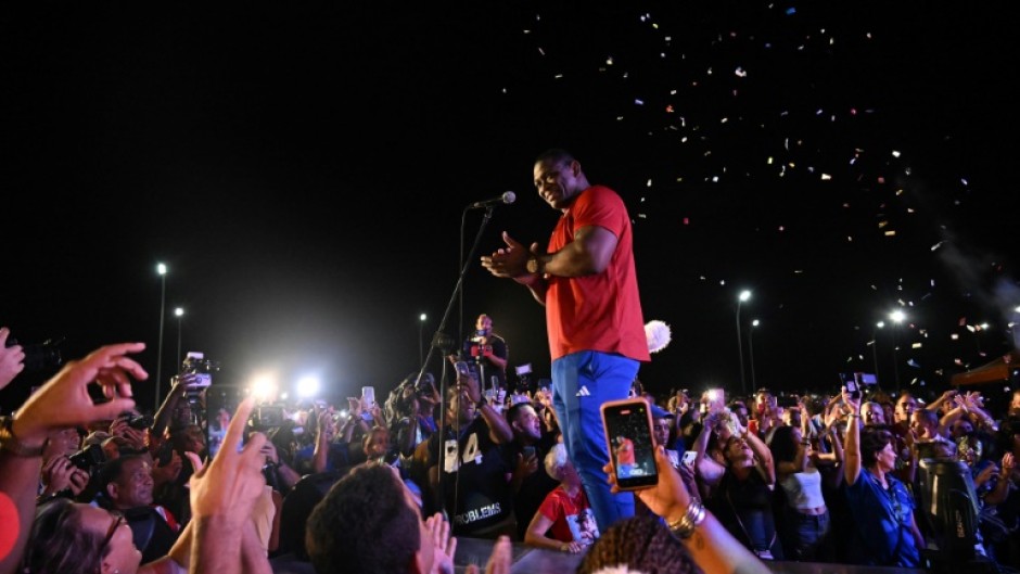 Thousands of Cubans welcomed home Paris 2024 Olympic wrestling champion Mijain Lopez