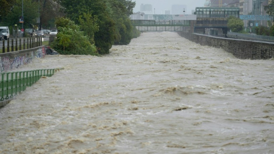 Emergency services made nearly 5,000 interventions overnight in the state of Lower Austria