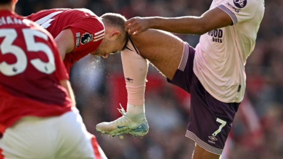 Matthijs de Ligt (centre) suffered a head knock early on