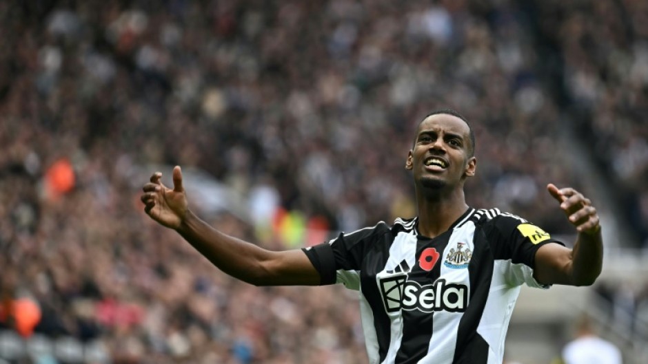 Newcastle forward Alexander Isak celebrates scoring against Arsenal