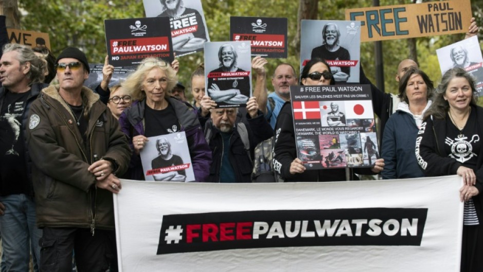 A petition asking for Paul Watson's release has gathered 210,000 signatures