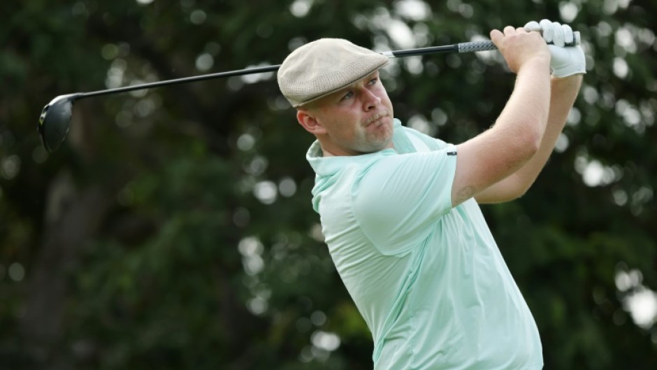 England's Harry Hall fired 10 birdies to join a six-way tie at the top of the leaderboard at the Sony Open in Hawaii